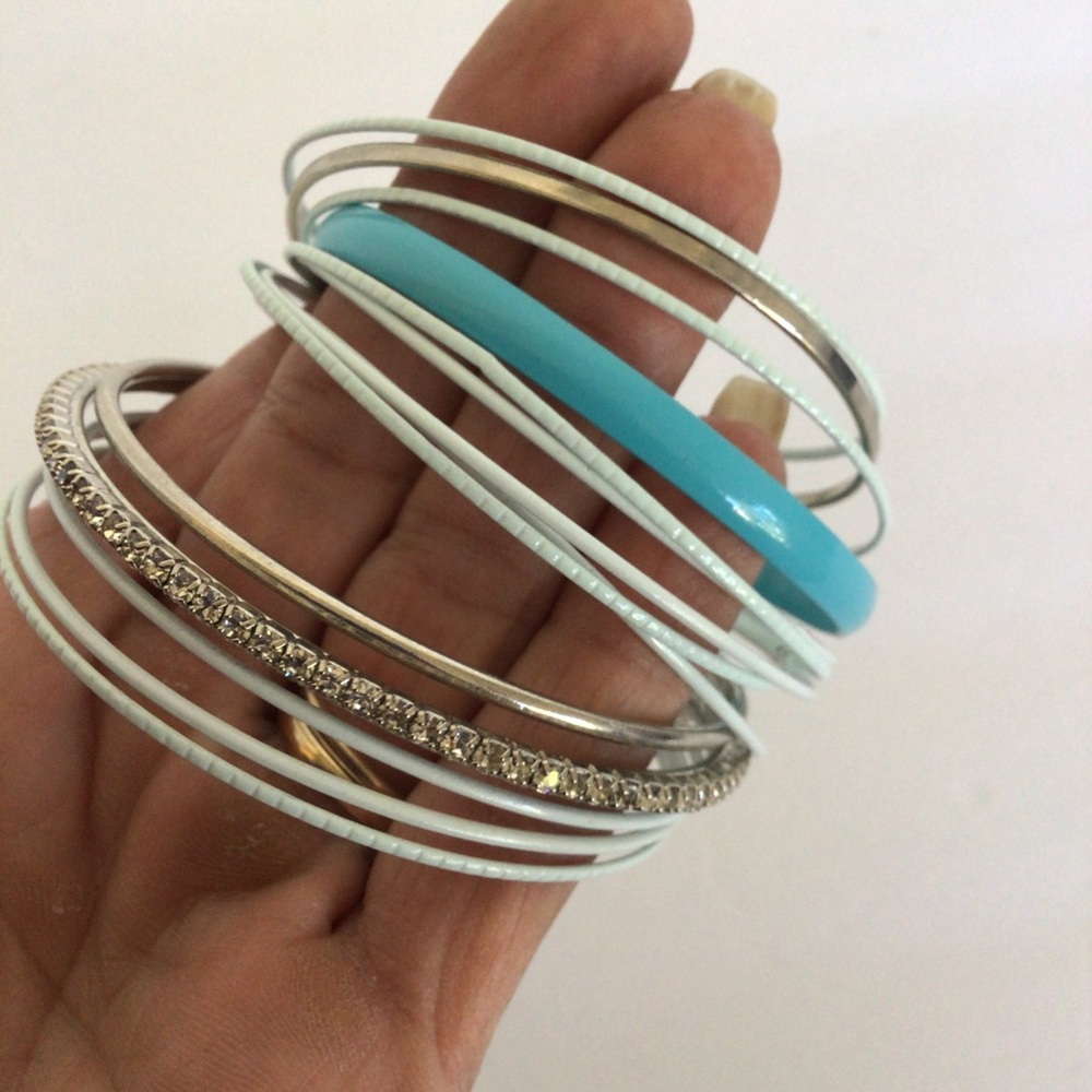 SET OF NWT BANGLE BRACELETS NWT